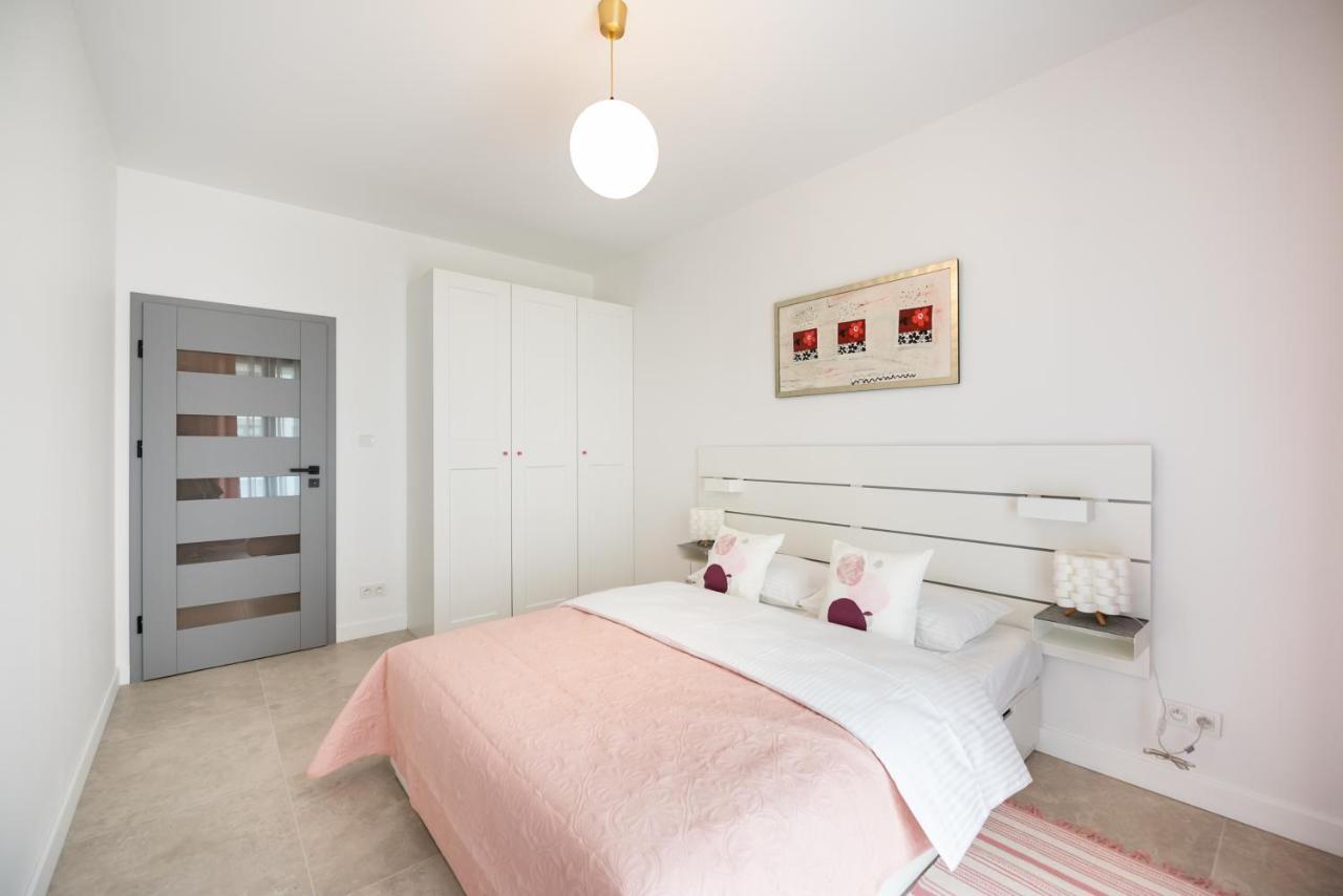 Royal Garden Wilanow Apartment วอร์ซอ ภายนอก รูปภาพ